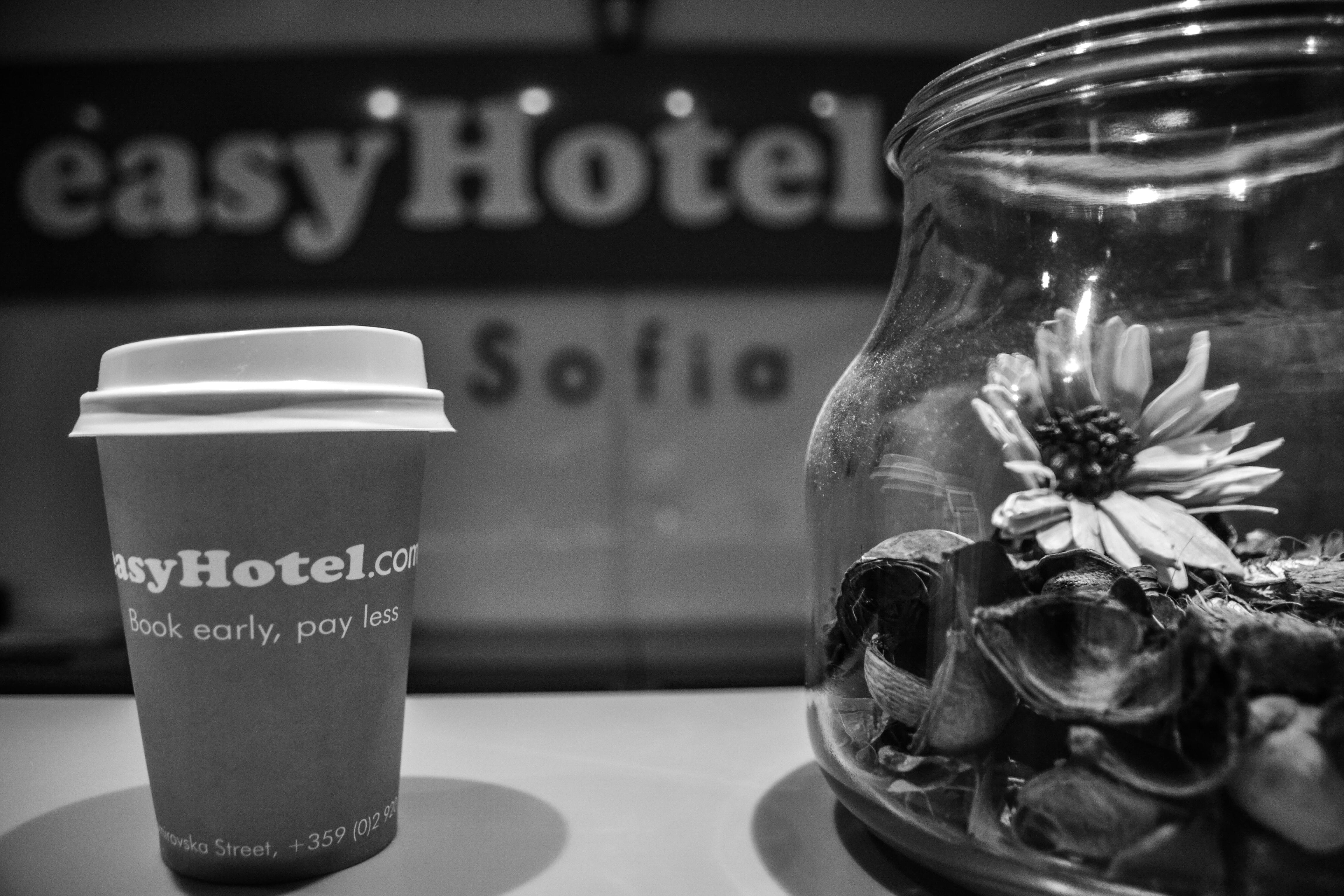 Easyhotel Sofia Bagian luar foto
